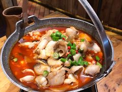 -老滇山寨•云南特色菜•地方菜•民族风情歌舞表演(金碧店)