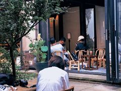 大堂-Metal hands·铁手咖啡