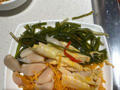凉拌海带丝-海底捞火锅鲜切牛肉主题店(长寿路店)