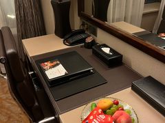 -西安唐隆国际酒店(大雁塔大唐不夜城店)