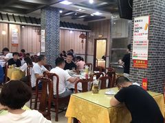 大堂-绅士餐厅龙虾·烧烤(西门路店)