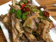 -怡妮新疆风味餐厅(东江湾路店)