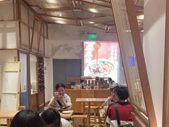 大堂-小满手工粉(上海月星环球港店)