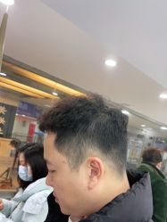 -镁连社·美联社