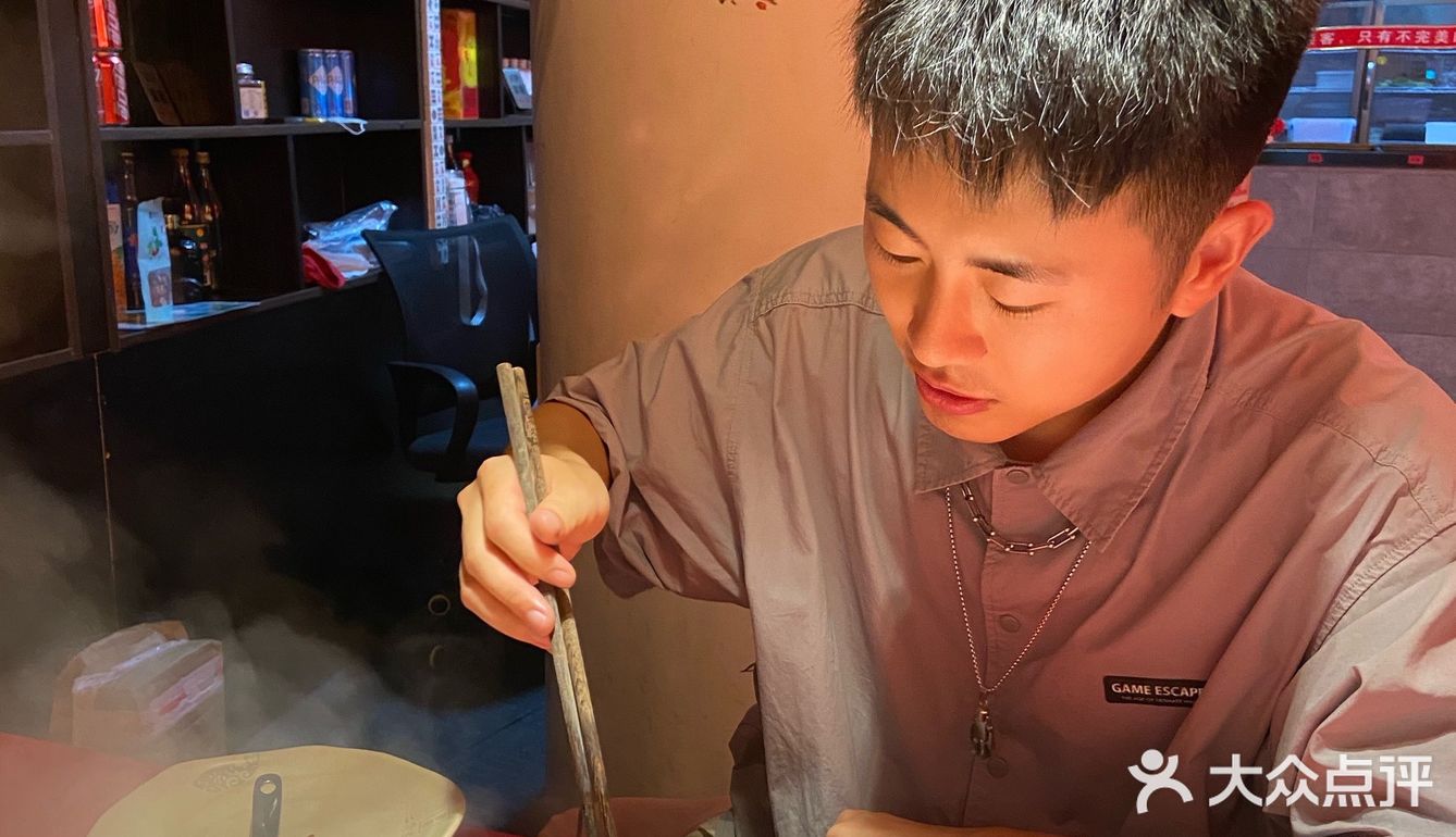 人均不到50的重庆火锅，川渝人都说正宗[调皮]