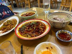 老妈蹄花-易老妈蹄花.特色川菜(人民公园总店)
