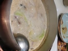 -洪氏嗨捞·猪肚鸡火锅(阳光天地店)