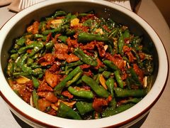 天柱山辣椒炒黑毛猪肉-山里亲戚(淞虹路店)