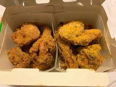 -BHC炸鸡(明洞总店)