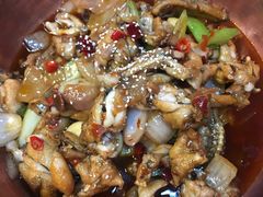 -虾弄弄海派小龙虾·牛羊蝎子火锅