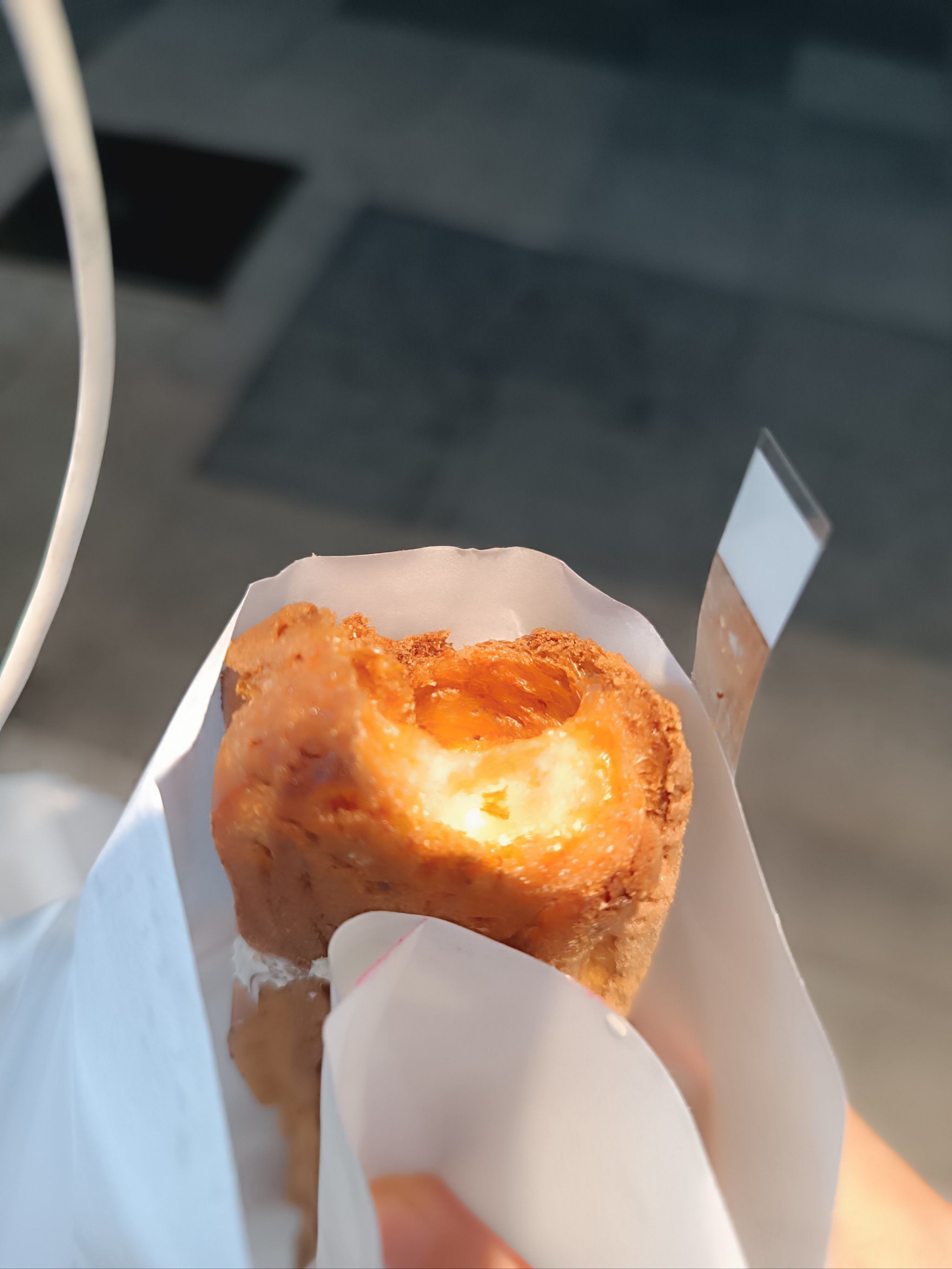 火候有点大的泡芙