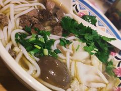 -鑫花溪牛肉米粉(天山店)