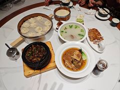 -梅利汴京烤鸭•开封豫菜地标店(东大街店)
