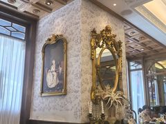 -秘密旅行Bonjour(黑金冠 江南西店)