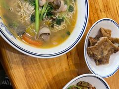 -天天鲜面馆(衡山路店)