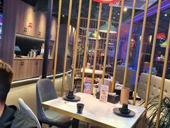 大堂-钳小柒·小龙虾蓝龙王烧烤夜宵(长寿路店)