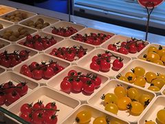 -涨巢·潮玩水疗局