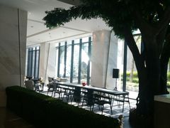 -上海虹桥西郊假日酒店