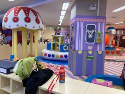 -孩子王(铁西万达店)