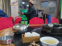 -南渝食府.墨脱石锅松茸鸡