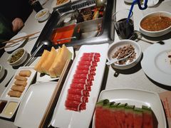 -海底捞火锅鲜切牛肉主题店(长寿路店)