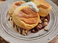 榛果巧克力奶油芝士舒芙蕾松饼-UPPER KITCHEN(延安路店)