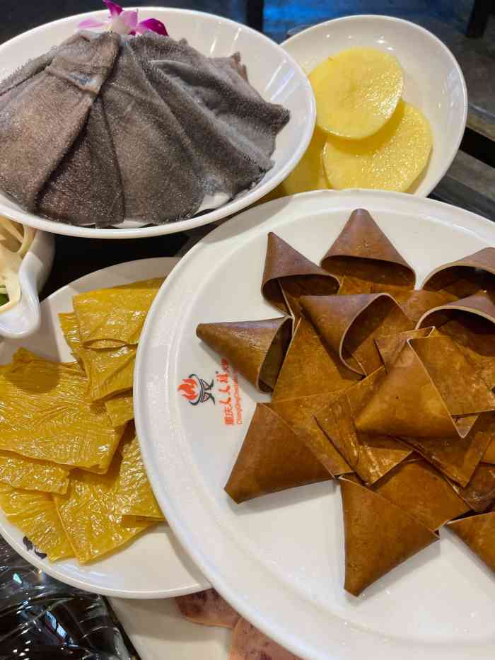 叉叉裤老火锅-"好久之前就听说过这个火锅,中午来的,环境.