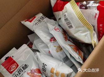 很大一包，大约有80包，很划算，三种口味，鸡汁、牛肉