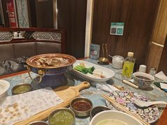 -哈啾嗨·新概念蒙餐(红星新城店)