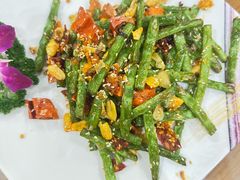 -清真·玛丽亚新疆菜主题餐厅(浙江中路店)