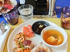 -怡咖啡海鲜自助餐厅(浦东香格里拉店)