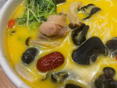 鸡汤米线-云海肴·汽锅鸡·云南菜(广安门天虹店)