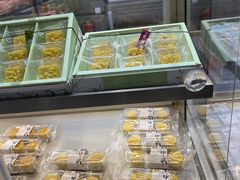 面包甜点陈列柜-百饼园(元洪城店)