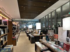 -茑屋书店(天目里店)