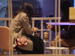 -奈雪的茶(湖滨银泰in77C区PRO店)
