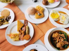 -亚龙湾希尔顿自助餐厅·海鲜·烧烤·沙滩BBQ·现场乐队