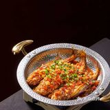 虾子个头真大,肉质紧实 🦐
辣椒炒肉配