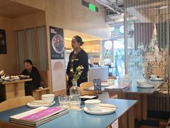 -一坐一忘云南菜(嘉里中心店)