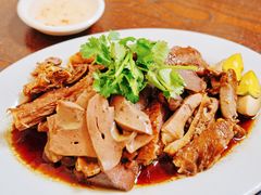 -胶己人餐馆(珠江路美食街店)