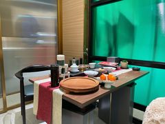 -红鼎豆捞·非遗鲍皇汤火锅(宝丰路店)