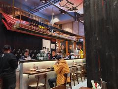 -8PINTS八品脱·日料·烧鸟·精酿小酒馆(莘庄店)