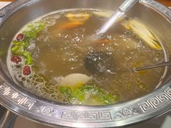 -乡土黄·鲜牛肉火锅·小龙虾(兴业街店)
