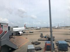 -班达拉奈克国际机场