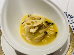 -Yan Ting 宴庭中餐厅(上海静安瑞吉酒店)