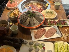 -城墙拐拐火锅(三峡广场黑金冠店)