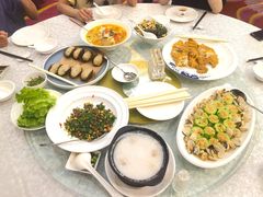-中山国际酒店中餐厅