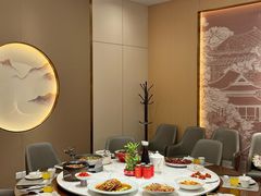 -万重锦·人文川菜馆(骡马市店)