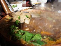 -朝伟清真铜瓢牛肉馆(三十年老·店)