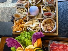 -菌自由丨野生菌火锅特色庭院餐厅(丽江古城店)