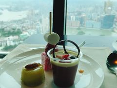 -澳门旅游塔360°旋转餐厅(南湾湖广场店)